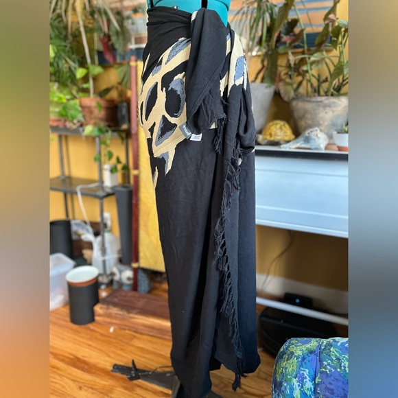 Navy Sarong Beach Cover-Up - Picture 4 of 7